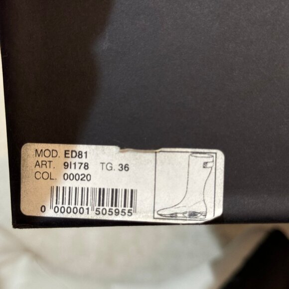 Emporio Armani white boots - Picture 10 of 12